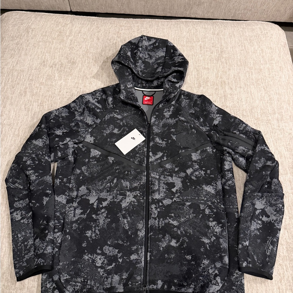 Brand New Nike Tech Black Grey Gray Camo Hoodie Hoody Men’s Large